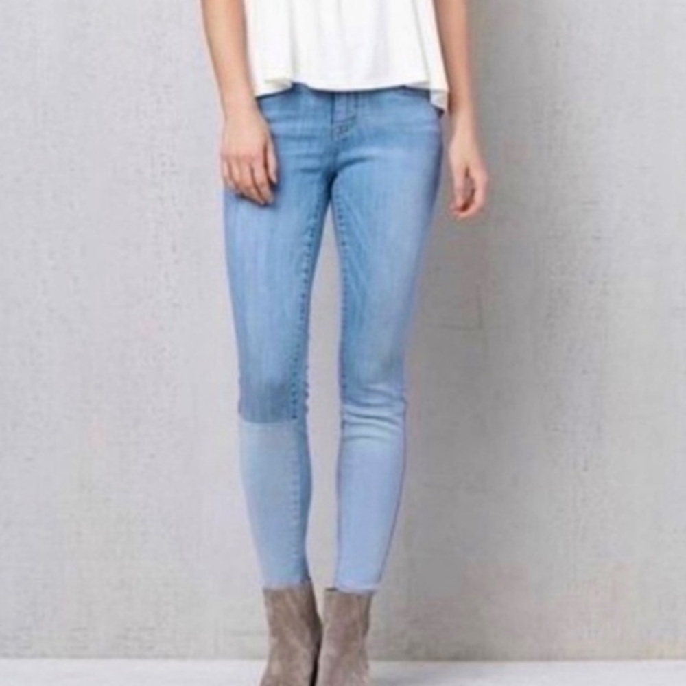 PacSun Santiago Skinny Jeans Two Tone Light Wash Cropped 23